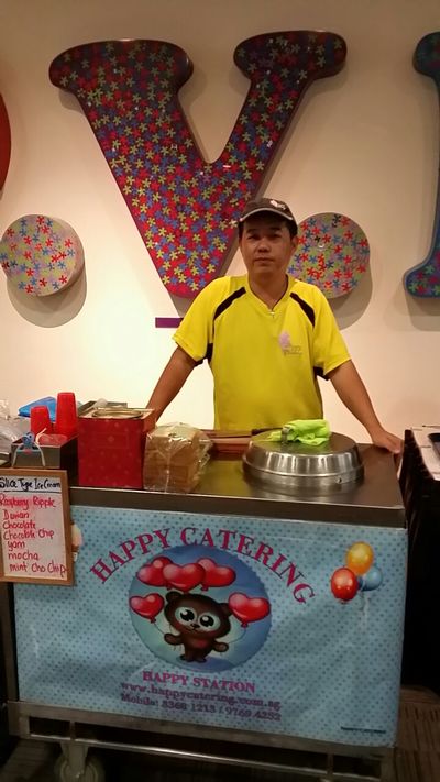 Happy Catering Singapore Traditional Ice Cream Cart with ice cream man