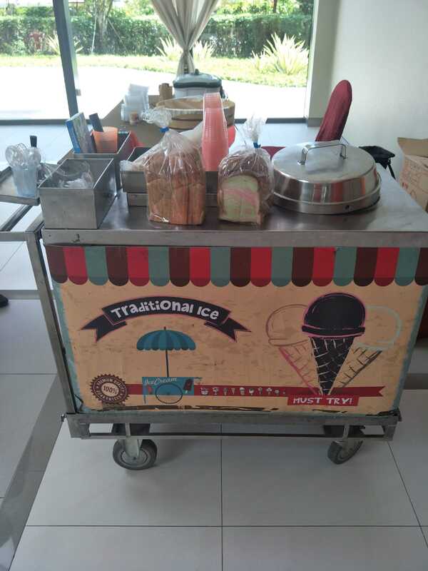 Happy Catering Singapore Traditional Ice Cream Cart